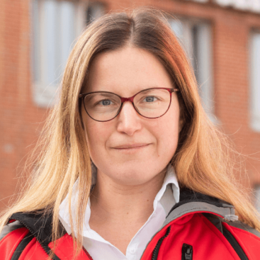 Nora Jäger eckig