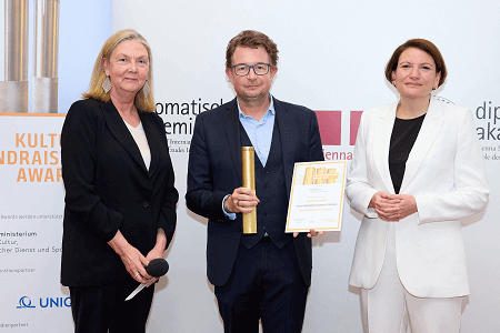 Small but smART - KUNSTGENUSS BRAUCHT BILDUNG